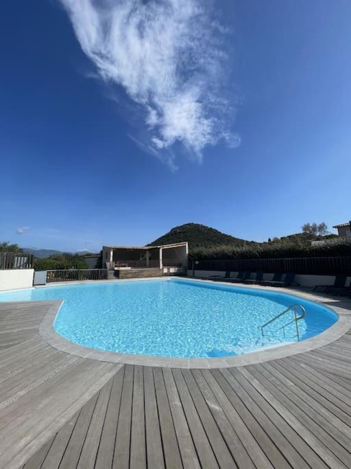 & Piscine Santa Giulia Apartment *