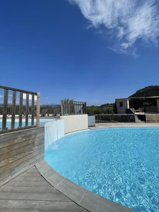 Apartment & Piscine Santa Giulia